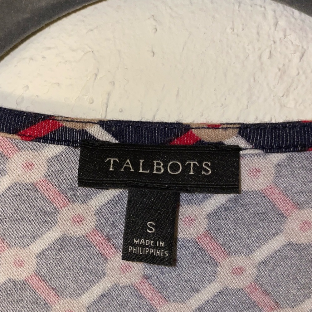 ❤️ Talbots - Patterned Wrap-Front Top - Size: S - Picture 7 of 7